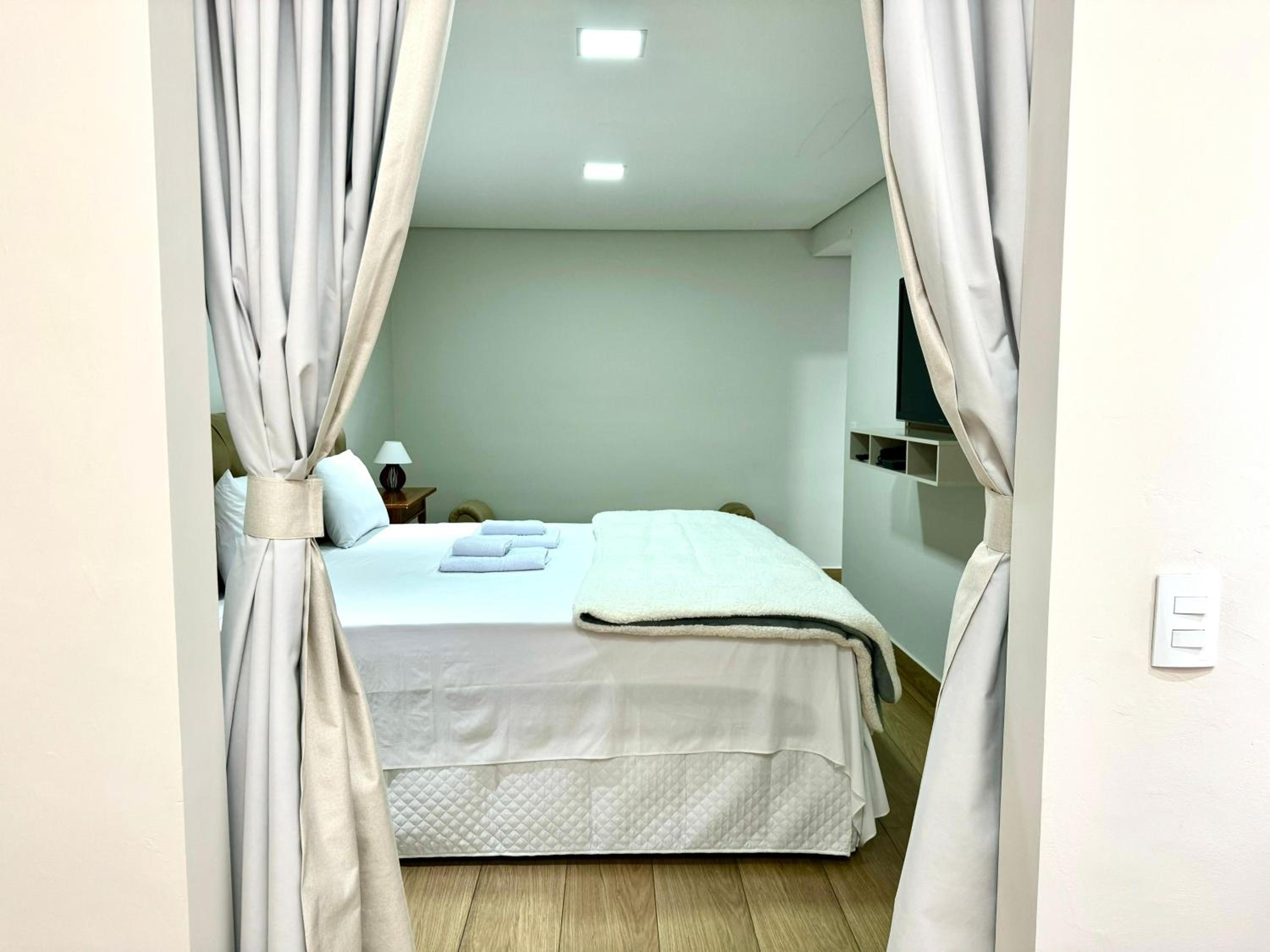 Apartamentos a 200m do centro - Hospedaria Villa da Pedra