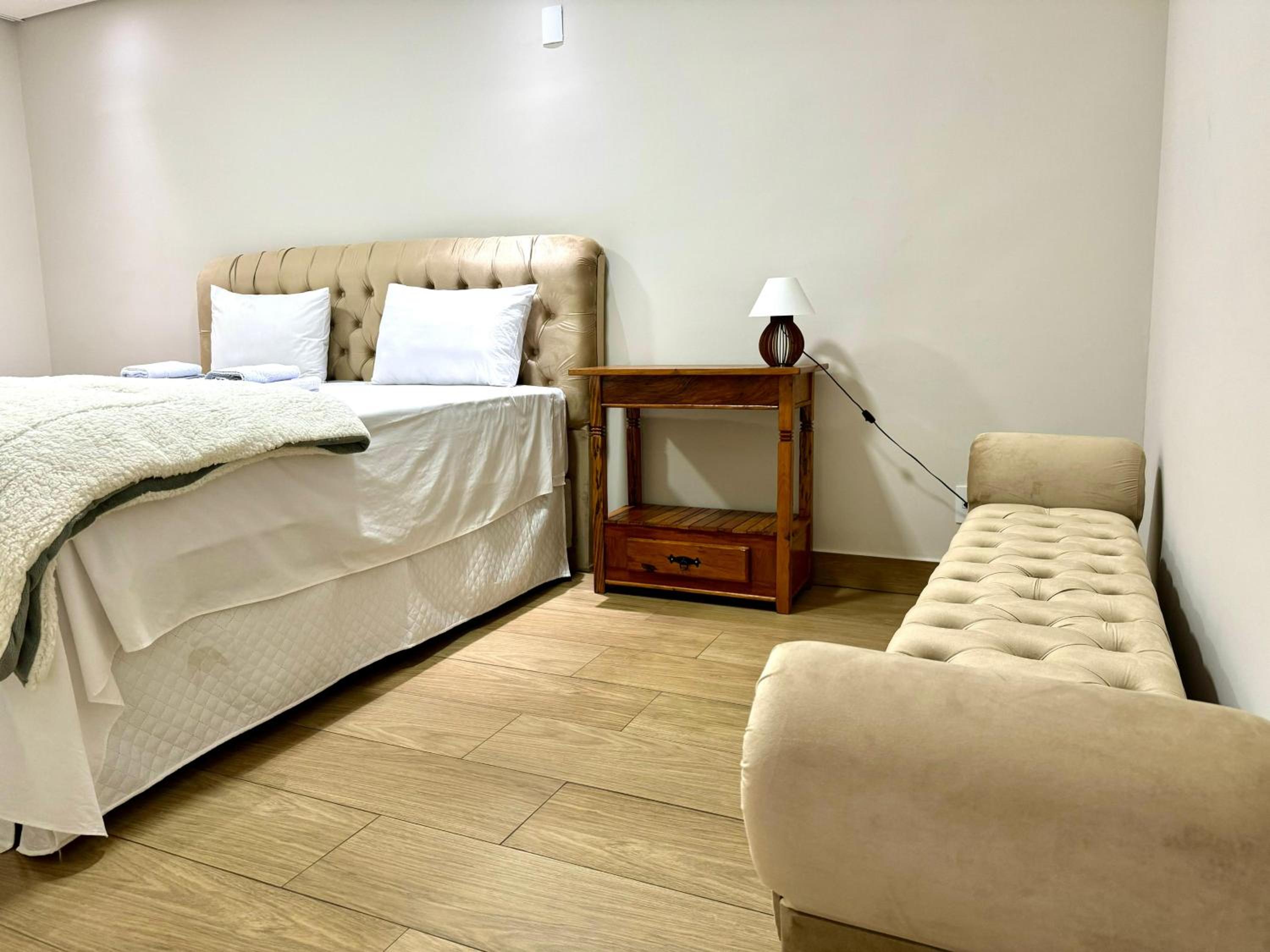 Apartamentos a 200m do centro - Hospedaria Villa da Pedra