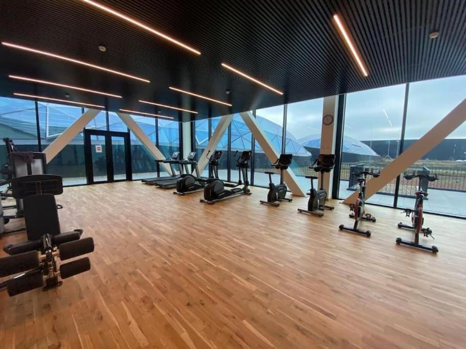 One bedroom Apartment with SPA,Gym,Terrace&Parking