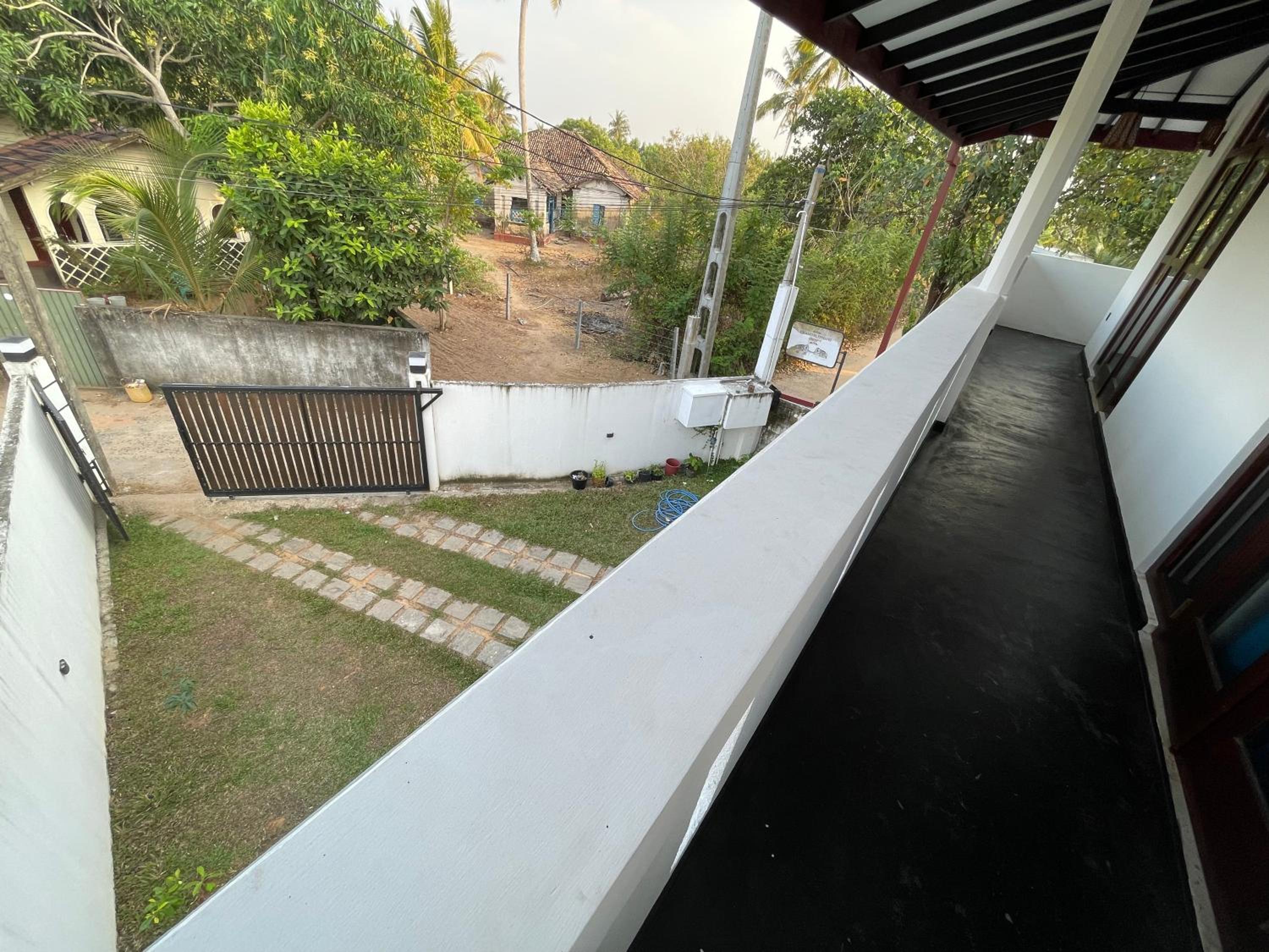 Little Surf Villa Mirissa view 5