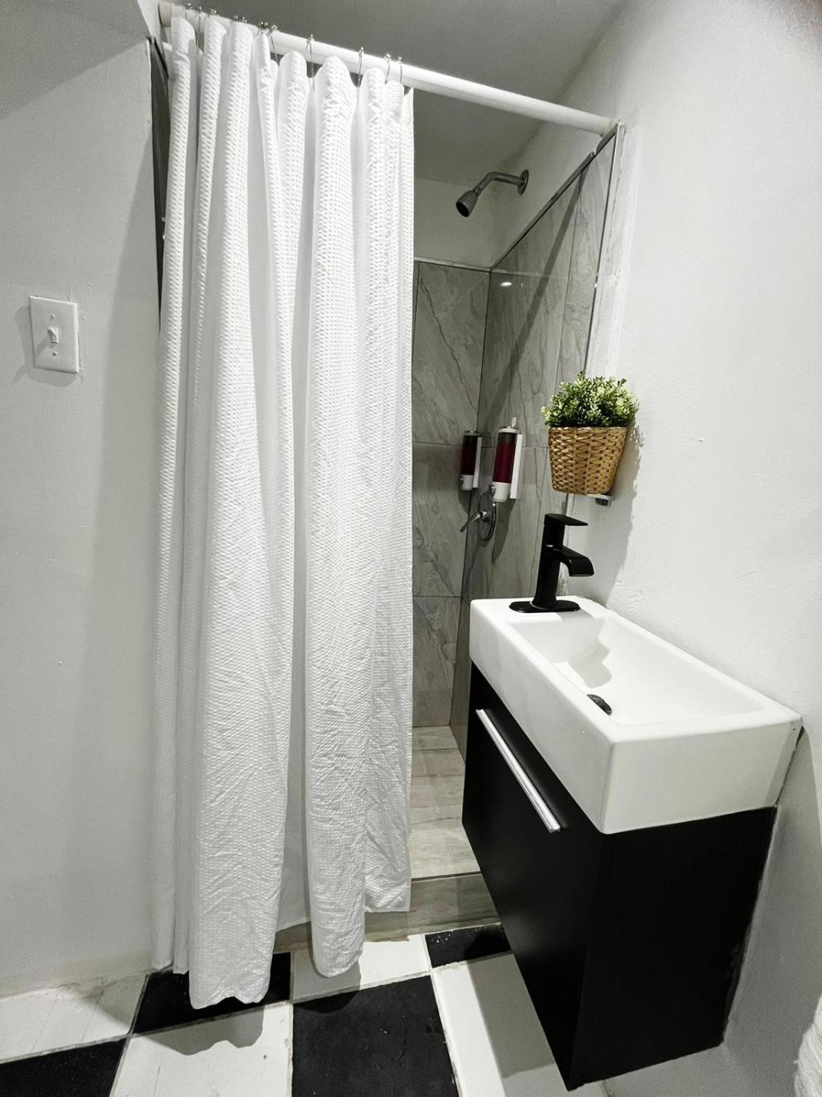 Janer House at San Juan - Property Image 14