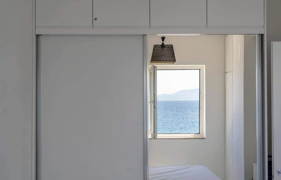 Beachfront Apartments- Horizon Residence