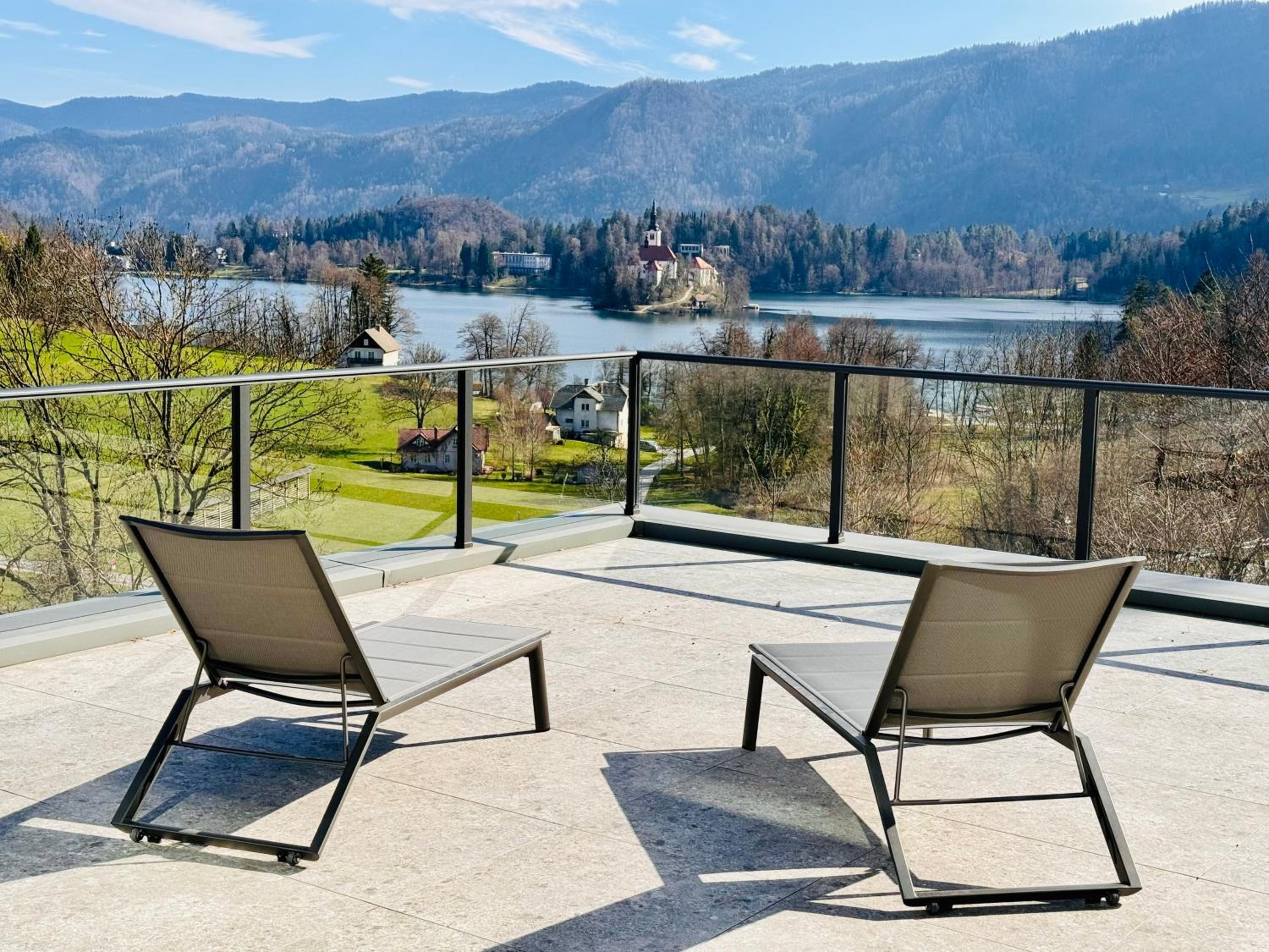 Vila Katarina - Lake View Apartments view 2