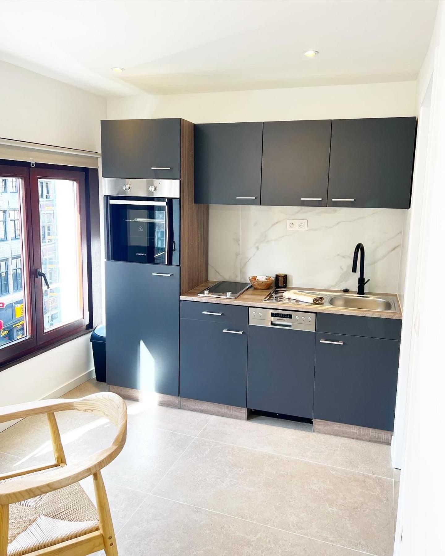 Mayfair Suites