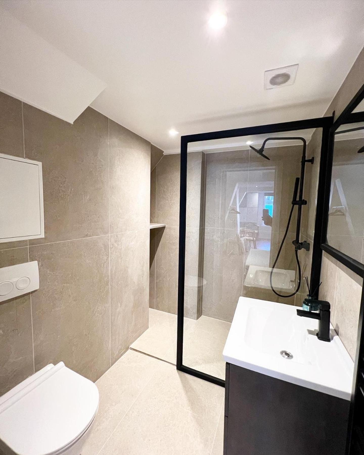 Mayfair Suites