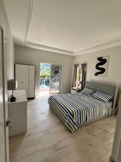 Solaris 2: Peaceful Condo close to Tourist Spots