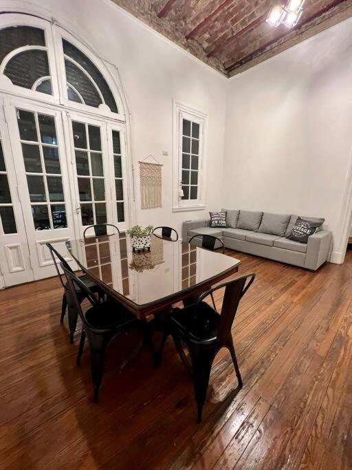 Casona Colonial cerca de Palermo 10 PAX Parrilla