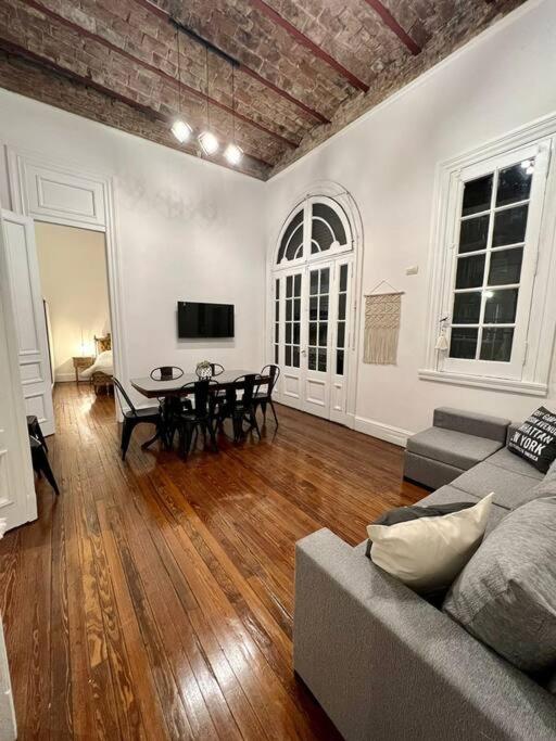 Casona Colonial cerca de Palermo 10 PAX Parrilla