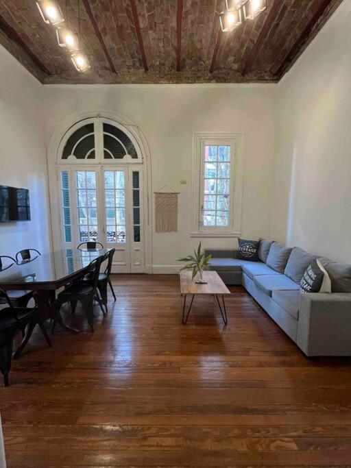 Casona Colonial cerca de Palermo 10 PAX Parrilla