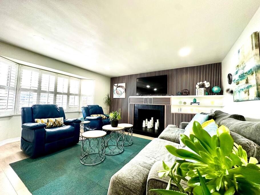 Mins To Pasadena Charm Rose Bowl - Property Image 2