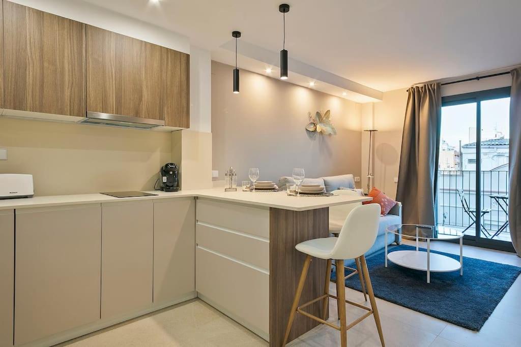 YOUR HOME- Apartment Camp Nou 2a view 4