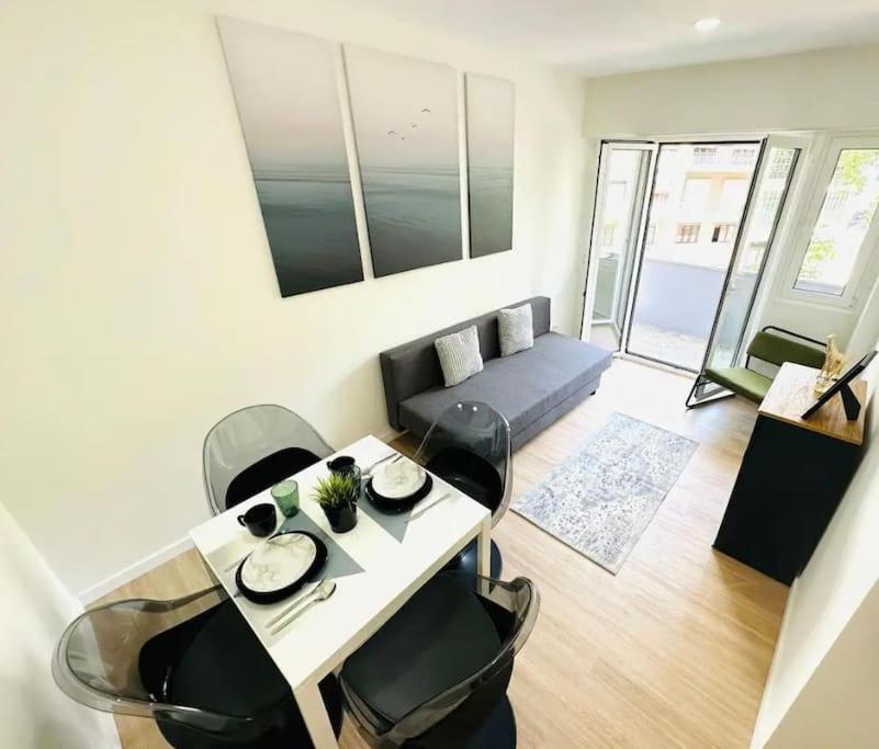 Amazing Flat Perfect for Tourists view 3