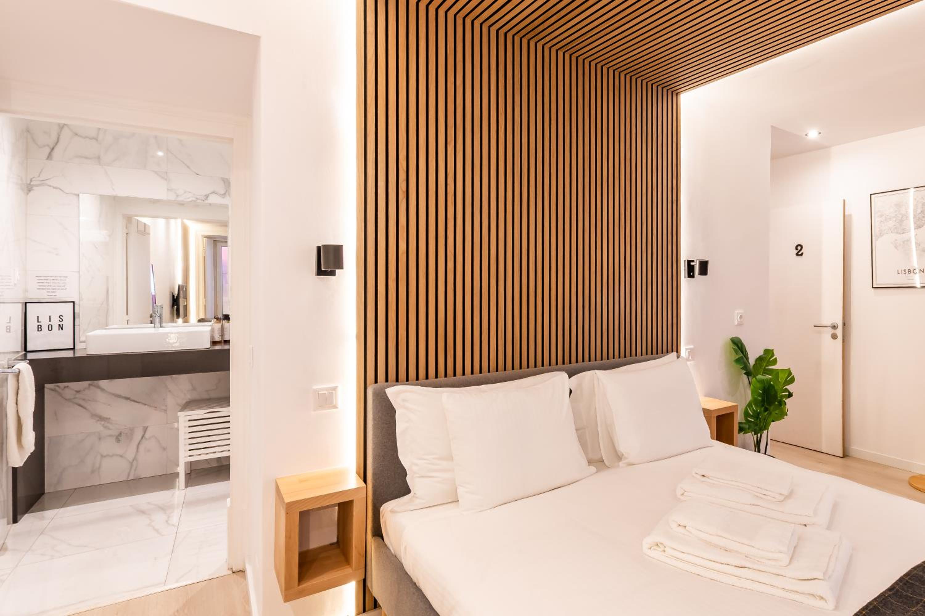 Sunlit & Patio Studios - Prime Lisbon