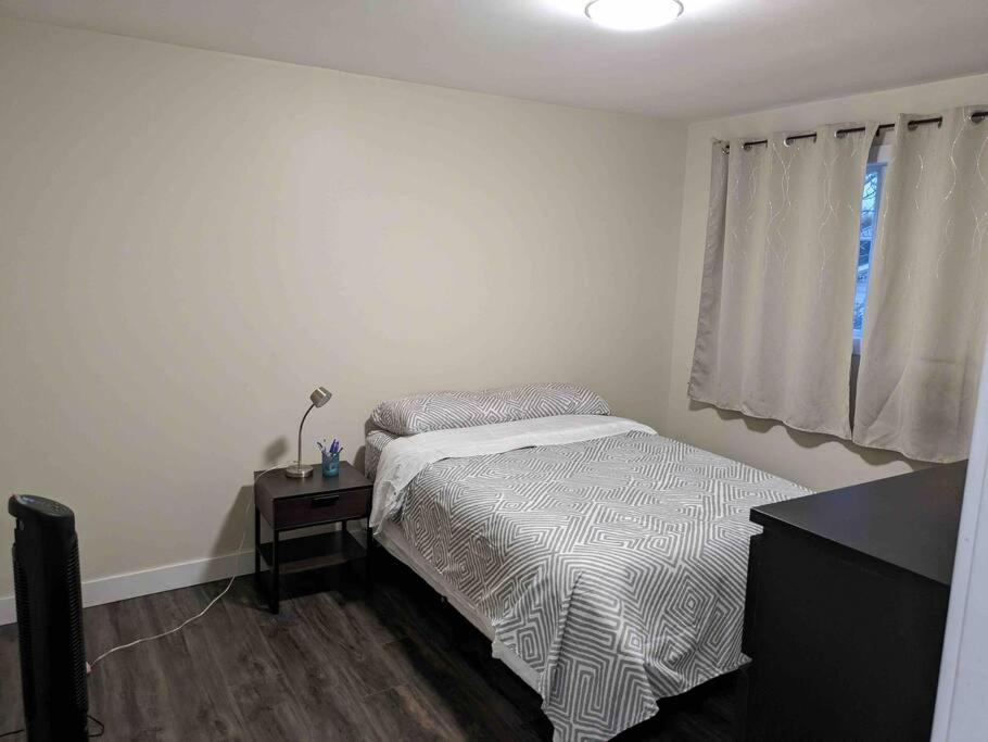 Cozy Modern Haven - Image 3