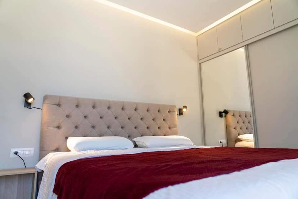 Beachfront Apartments- Horizon Residence