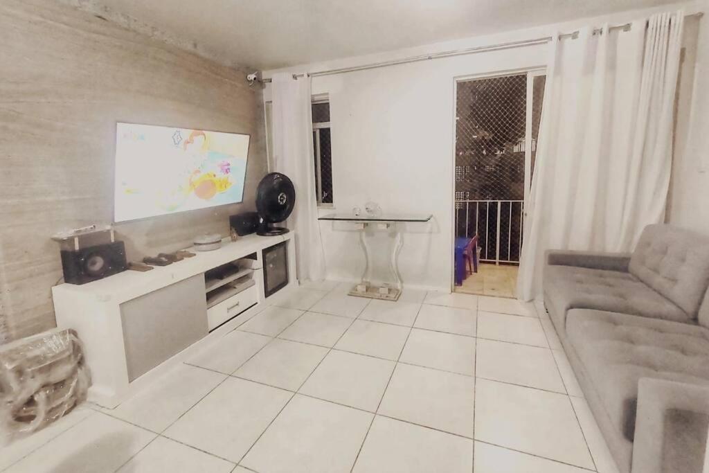 Espaçoso em excelente localização na Barra