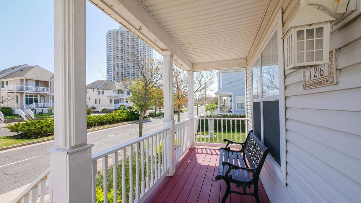 Seaside Serenity - 3 Bedroom view 3