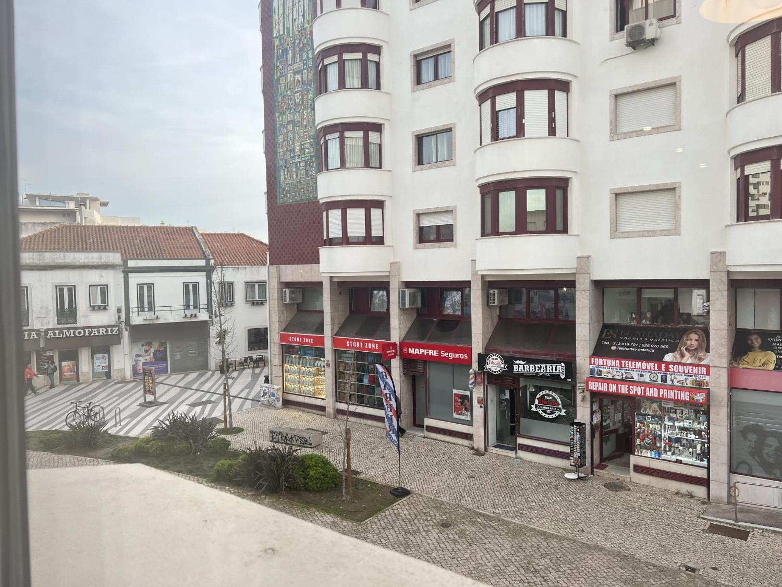 2Room Cozy Apartment Center Caparica view 4