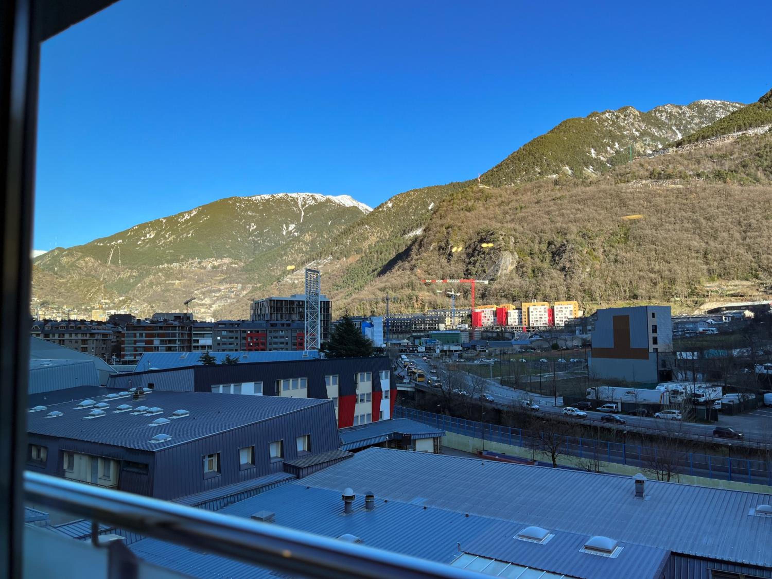 Vistas&Luz Zona Lycee 5 minutos al centro l by BonesVacances