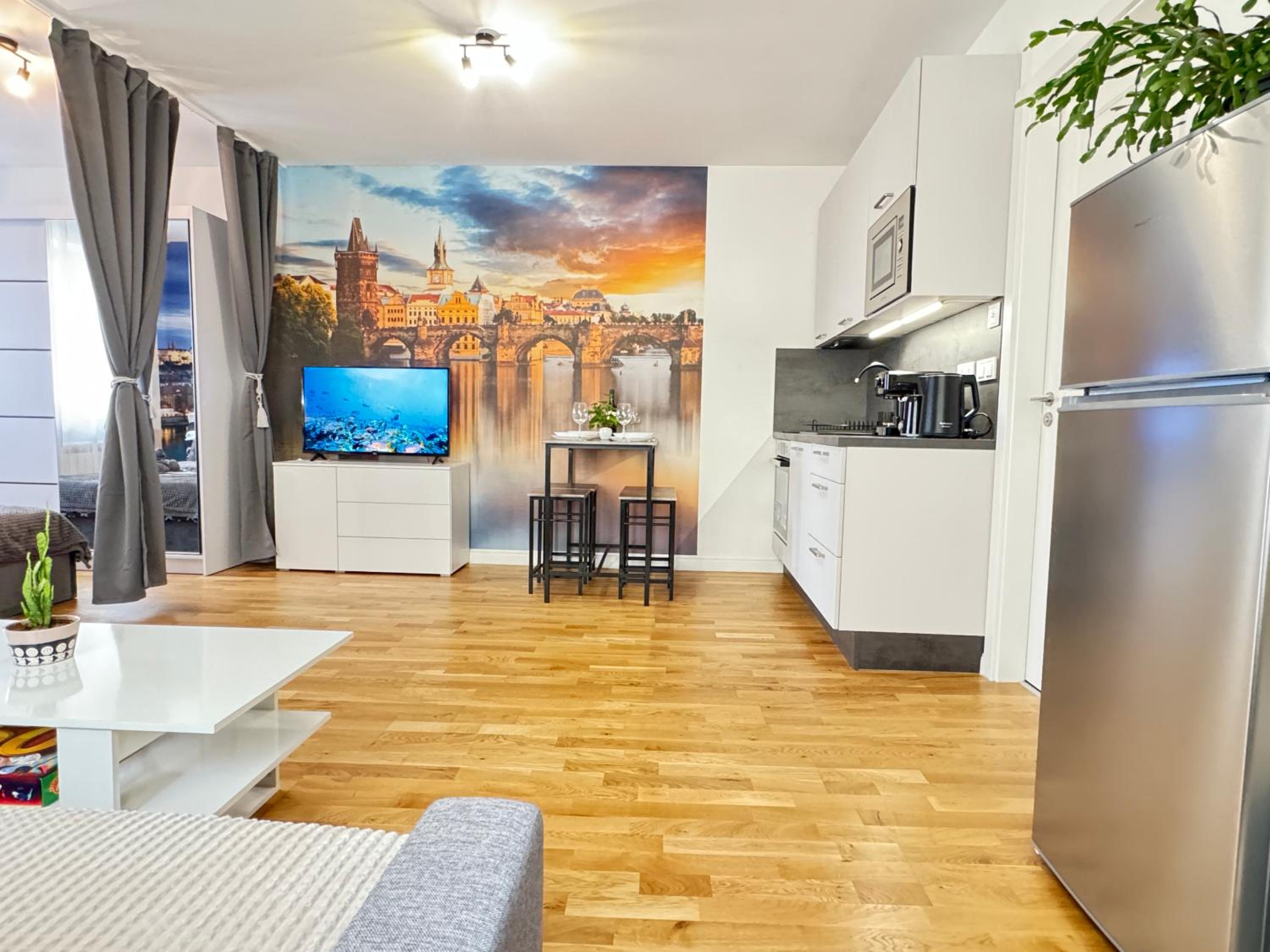 New modern-style apartment with balcony in the Prague 2