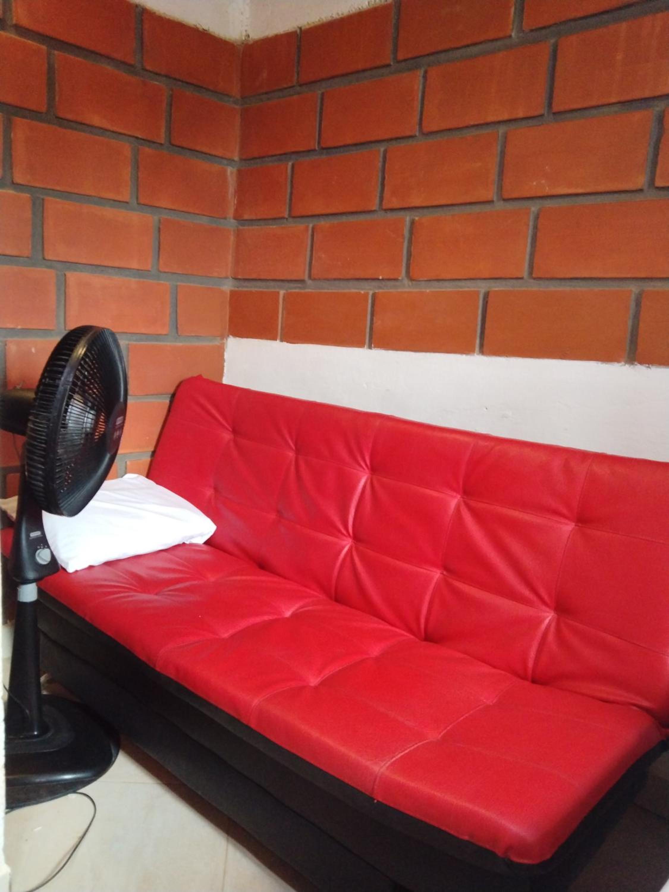 Mi pueblo natal Aptos y habitaciones