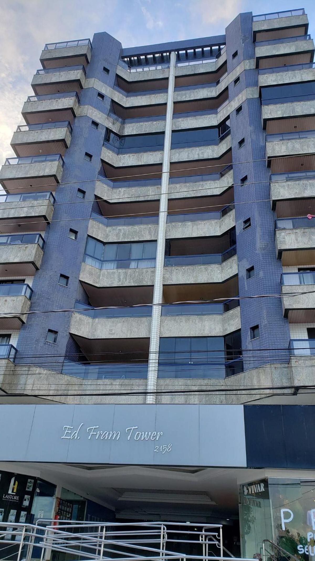 Guarapari Praia - 3 quartos na Rua da Praia varanda vista montanhas