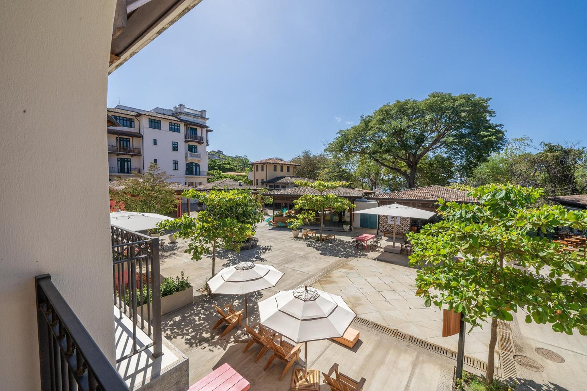 Plaza Mercado 12 - Beach, Oceanfront 2BR, 2BA Condo in Las Catalinas