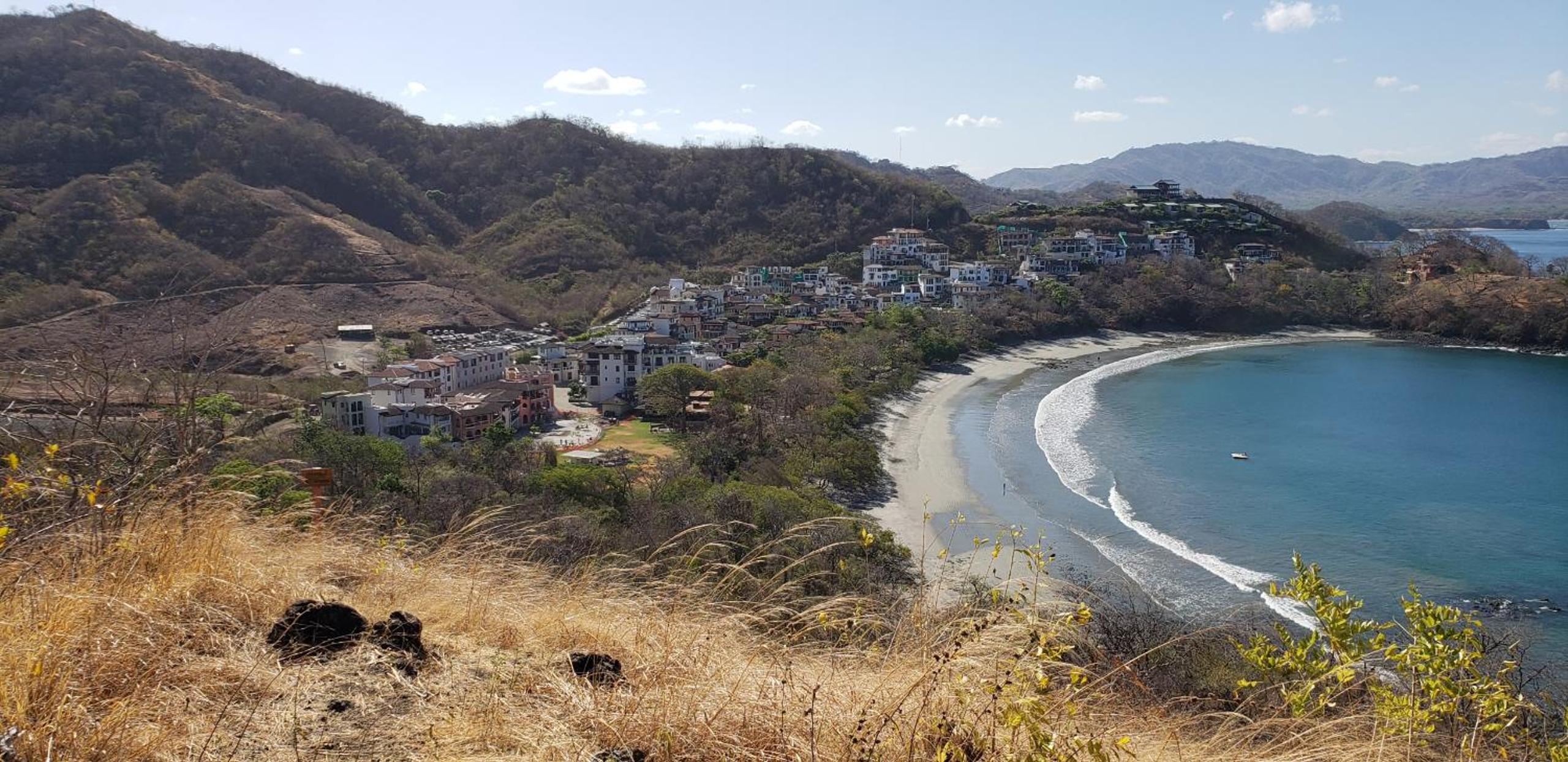 Plaza Mercado 12 - Beach, Oceanfront 2BR, 2BA Condo in Las Catalinas