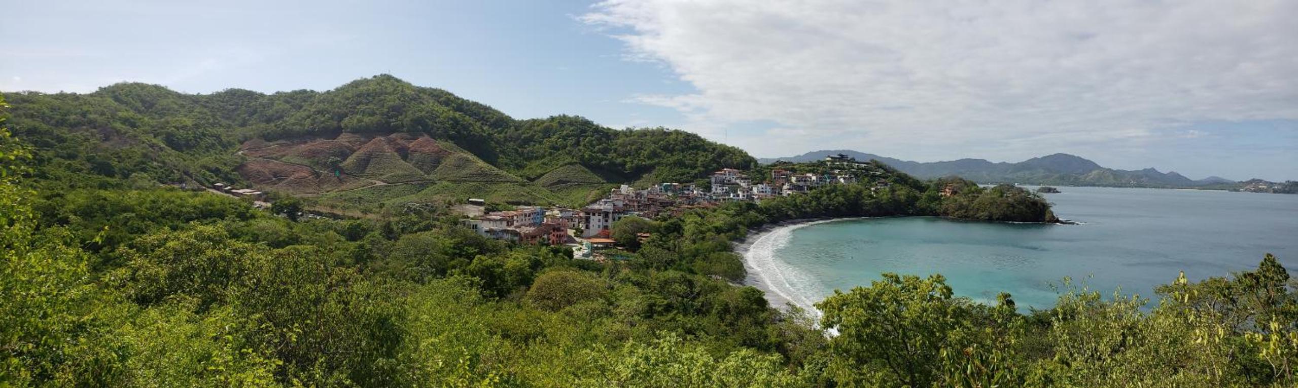 Plaza Mercado 12 - Beach, Oceanfront 2BR, 2BA Condo in Las Catalinas