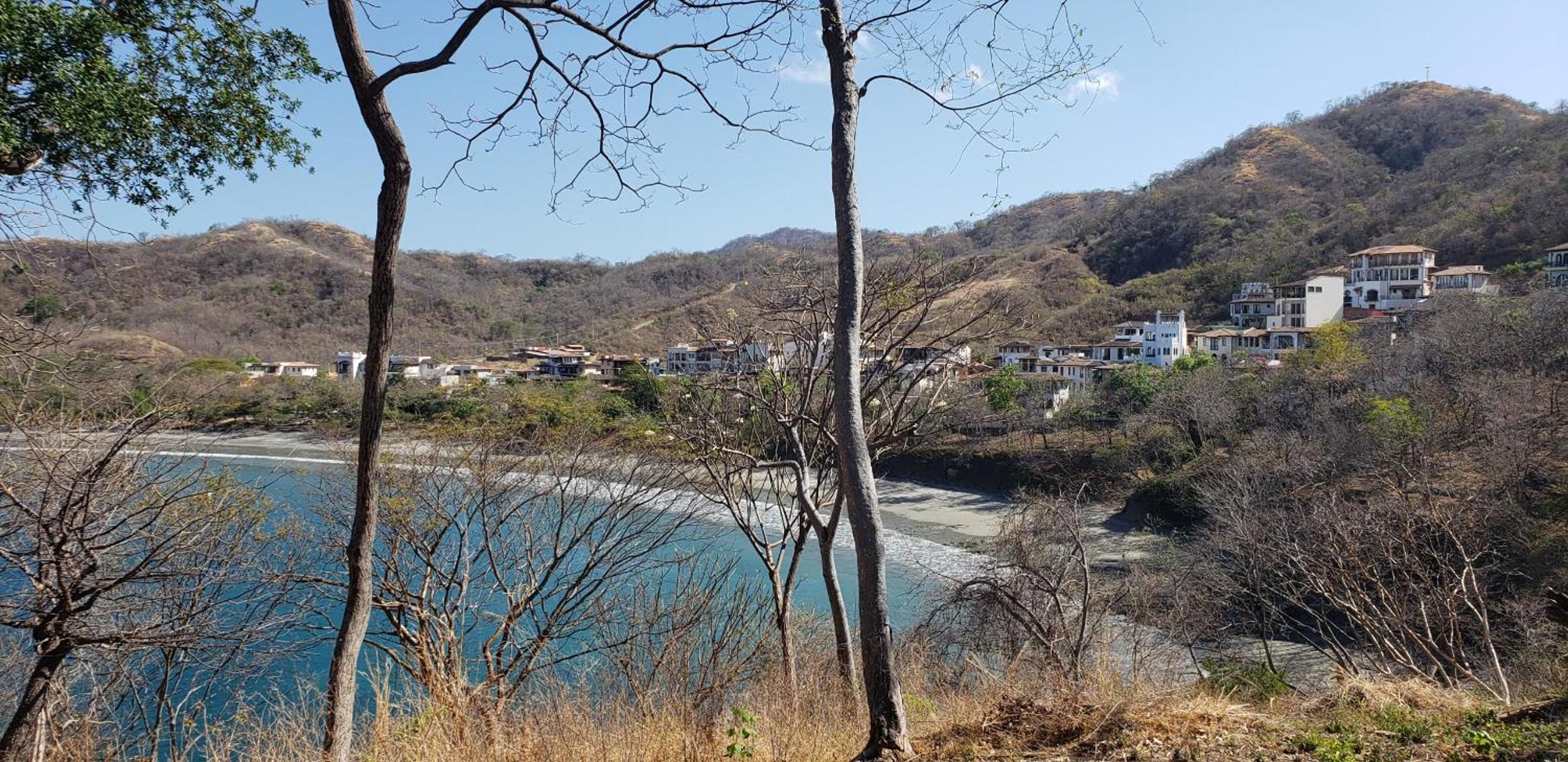 Plaza Mercado 12 - Beach, Oceanfront 2BR, 2BA Condo in Las Catalinas