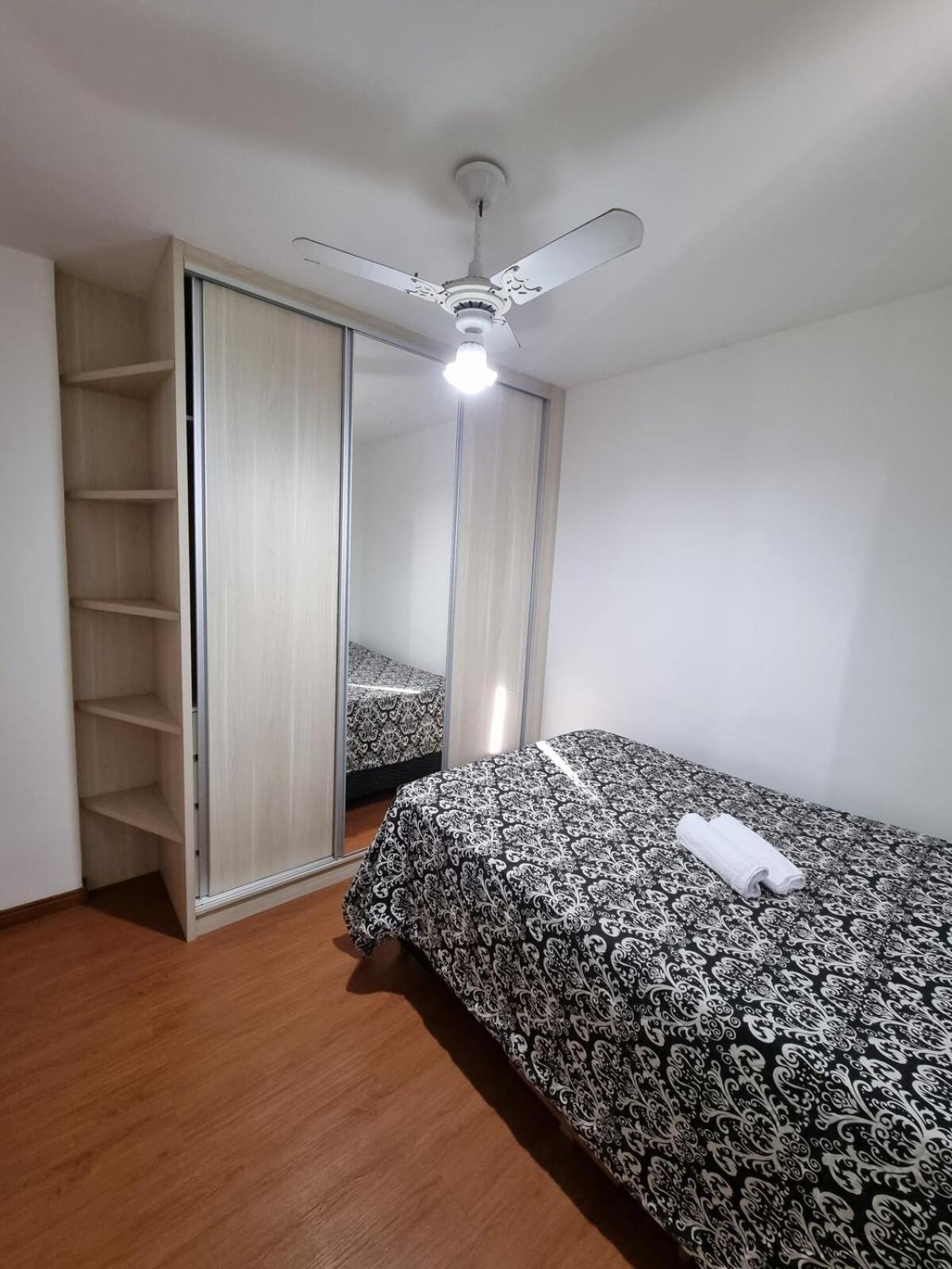 Guarapari Praia - 3 quartos na Rua da Praia varanda vista montanhas