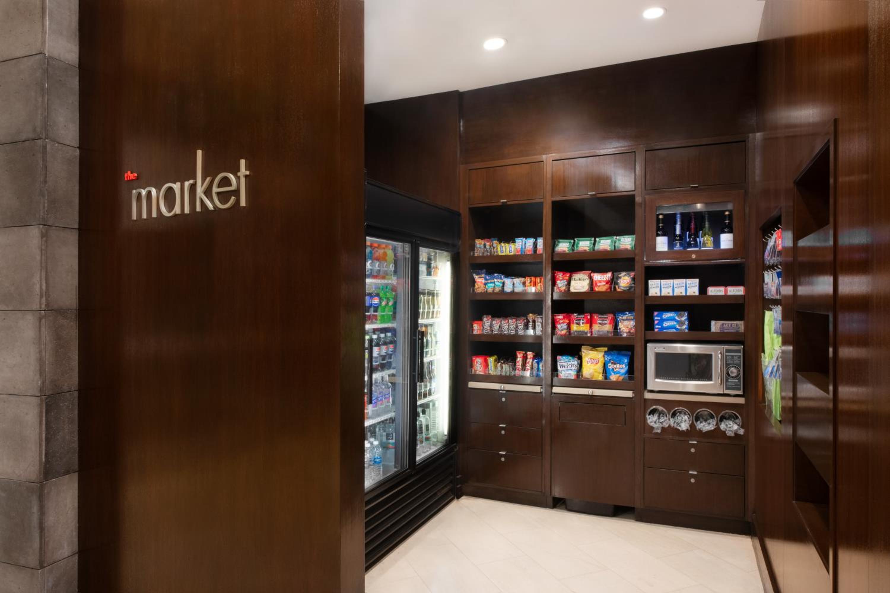 San Jose Vacations - Courtyard by Marriott San Jose North/ Silicon Valley - Property Image 3