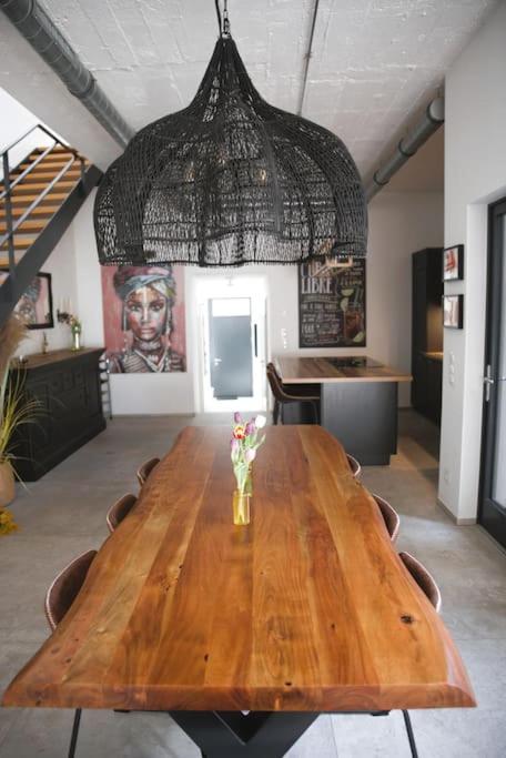 Beautiful Design 2 BR Loft view 3