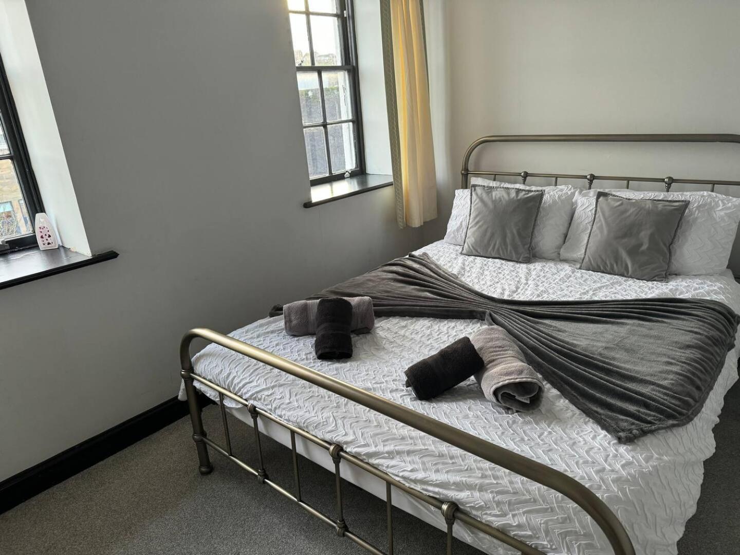 The Lowther Penthouse - 2 Bedrooms - Sleeps 4 view 5