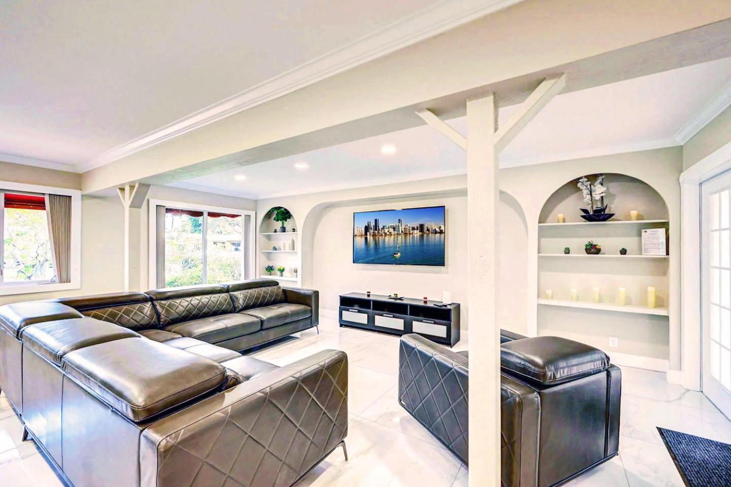 Tropical Oasis 6BR & 4BR Villa Heated Pool & Billiard Room view 5