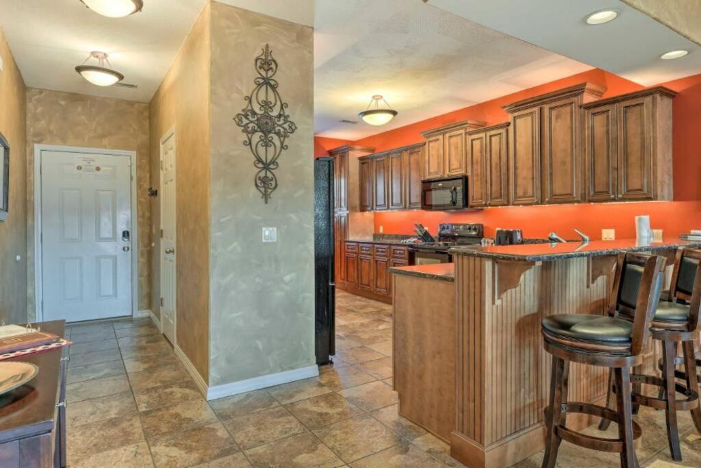 Luxury Condo With Boat Slip view 5