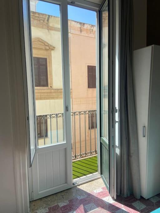 Scirocco Apartment