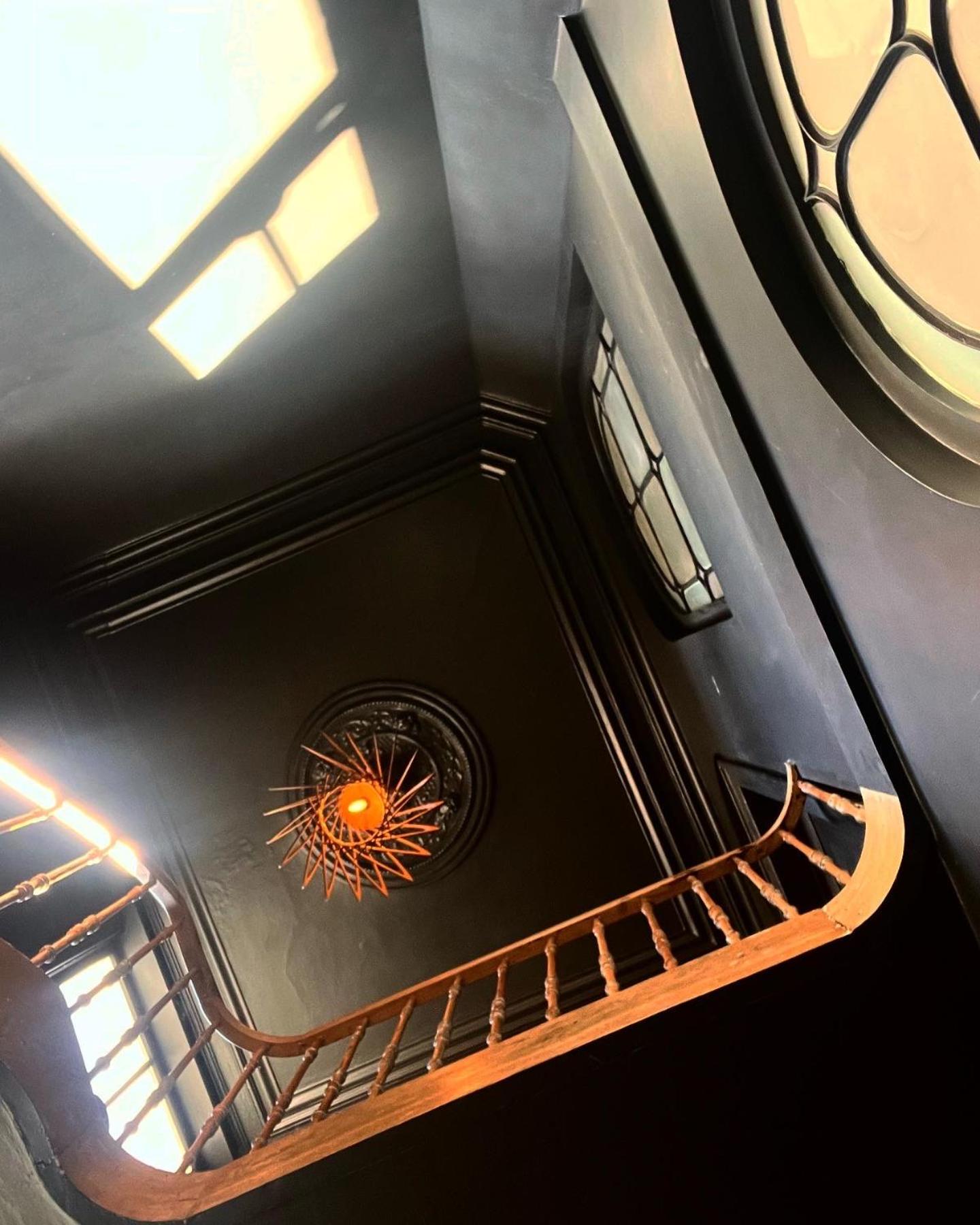 Mansion RL with Unique Decoration