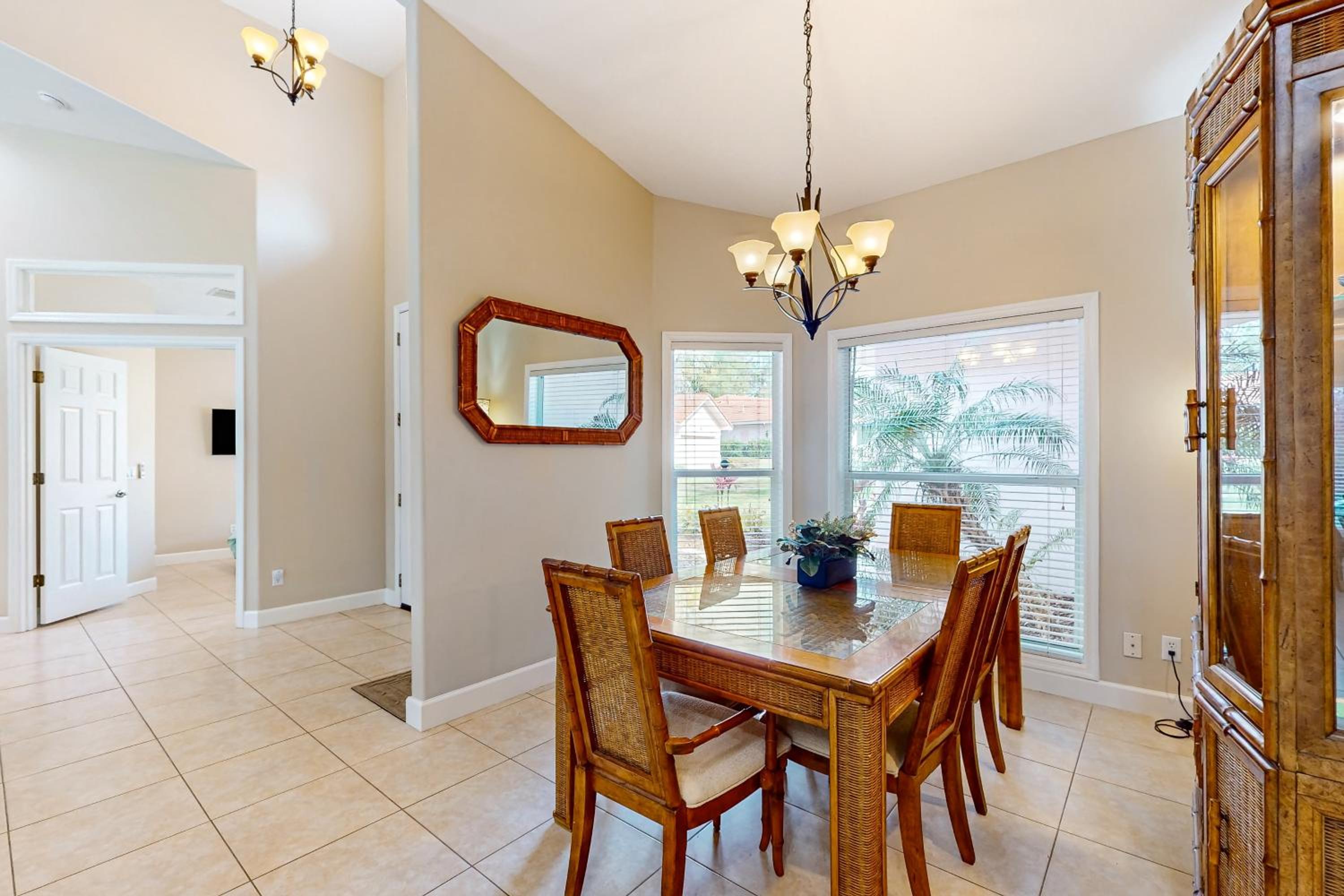 Golfers Oasis with Pool in Black Diamond Ranch!