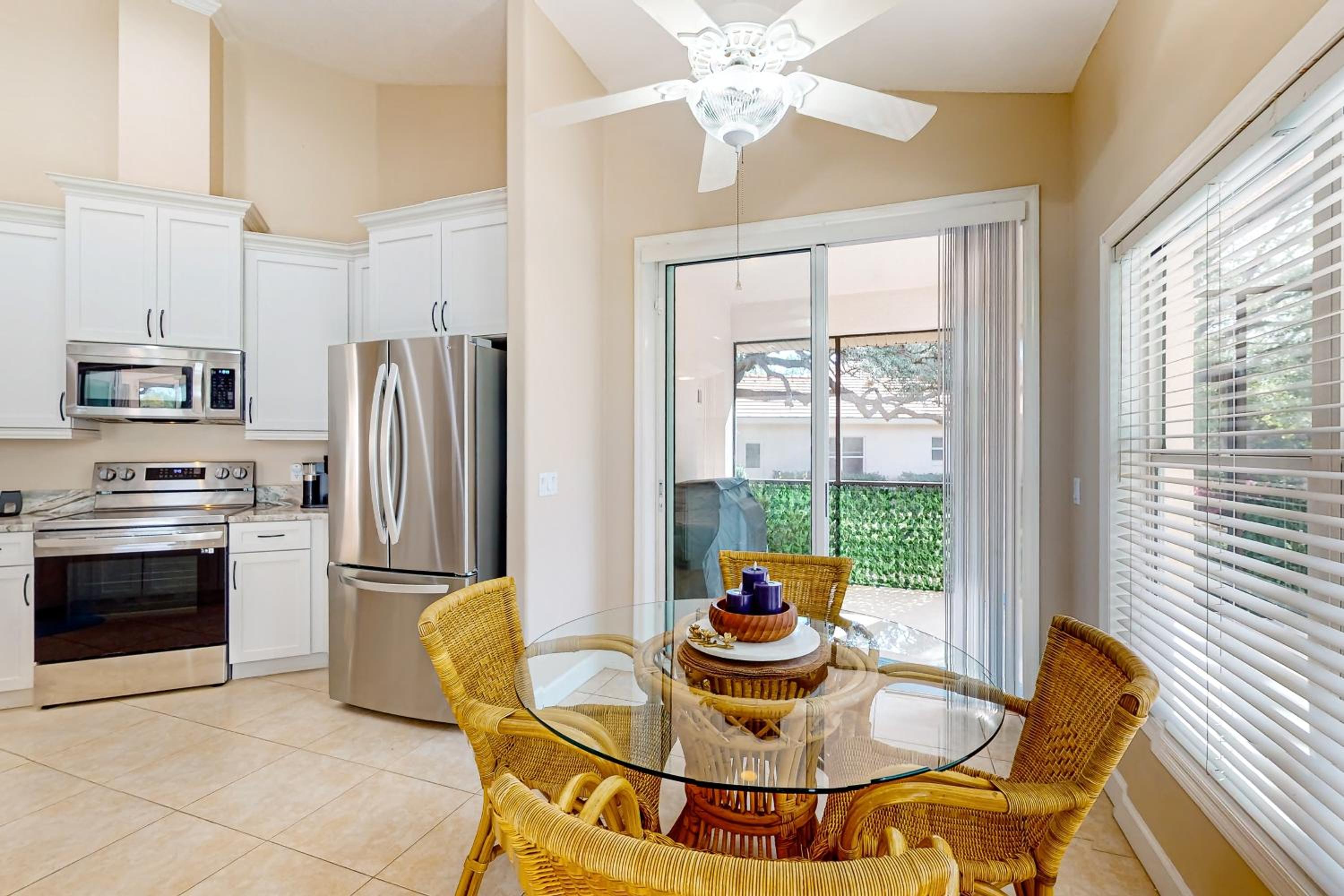Golfers Oasis with Pool in Black Diamond Ranch!