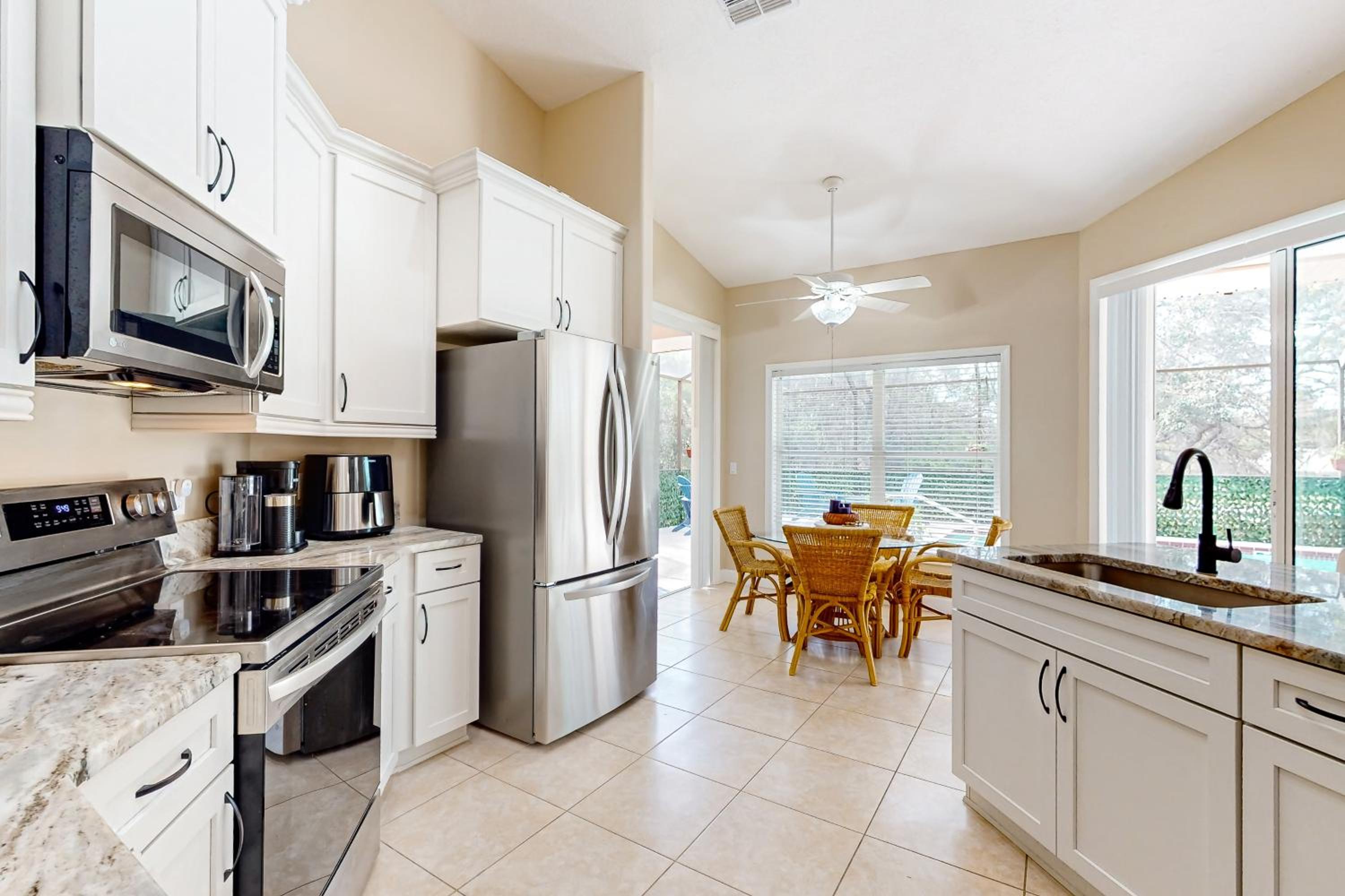 Golfers Oasis with Pool in Black Diamond Ranch!
