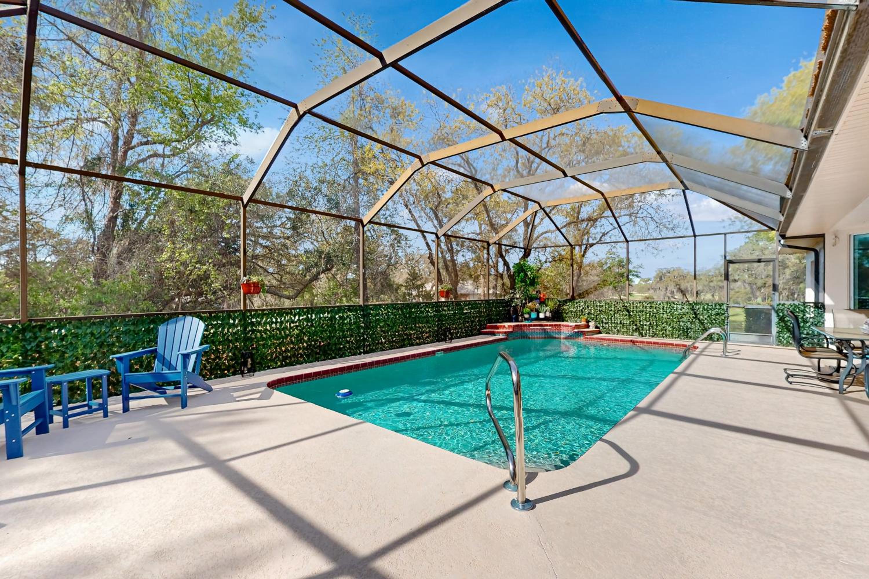 Golfers Oasis with Pool in Black Diamond Ranch!