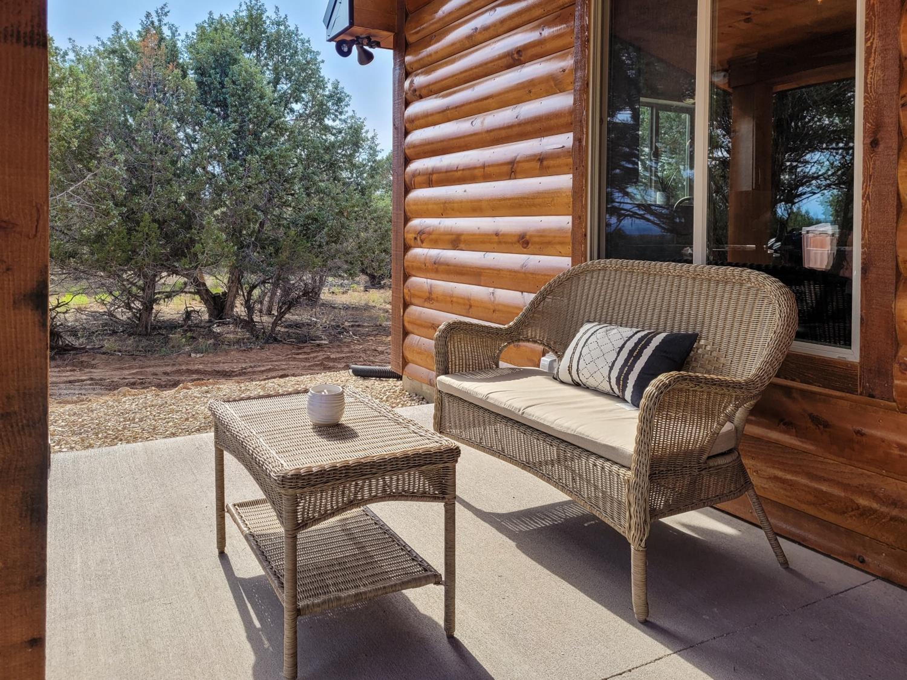 Sego Lily-Amazing Views, Hot Tub, Fire Pit, Stargazing view 3