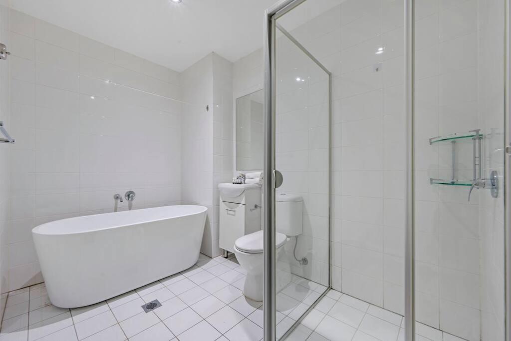 super convenience 2B2B@Burwood