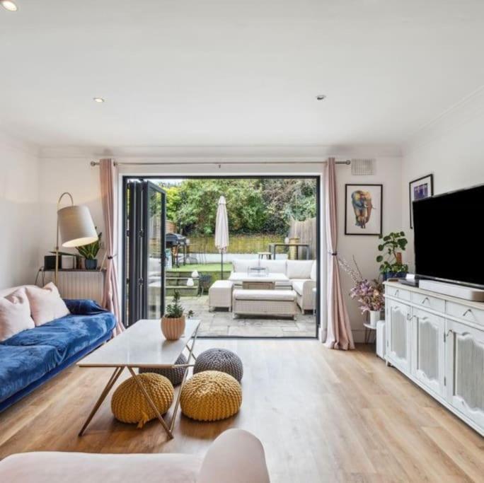 Kings Cross Walking Distance Luxury Private Garden House
