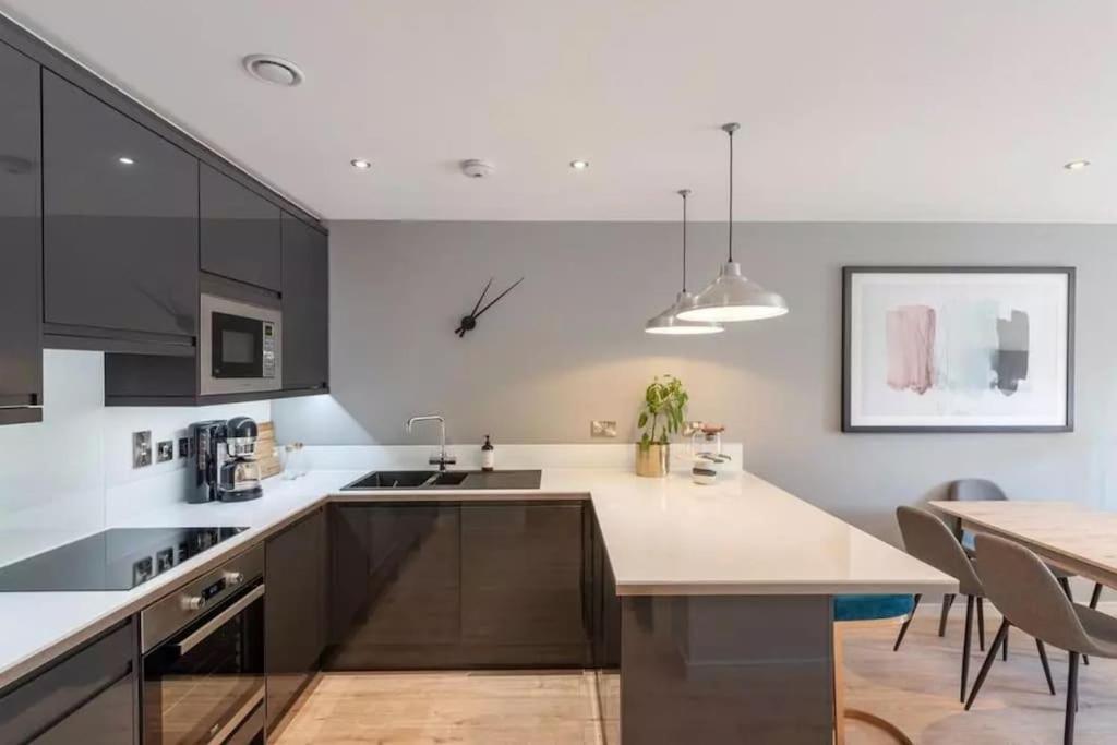 Kings Cross Walking Distance Luxury Private Garden House