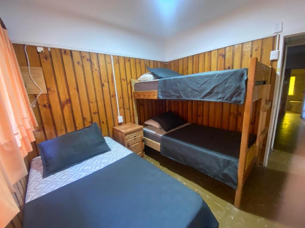 Cabaña para 12 personas a una cuadra de playa chica
