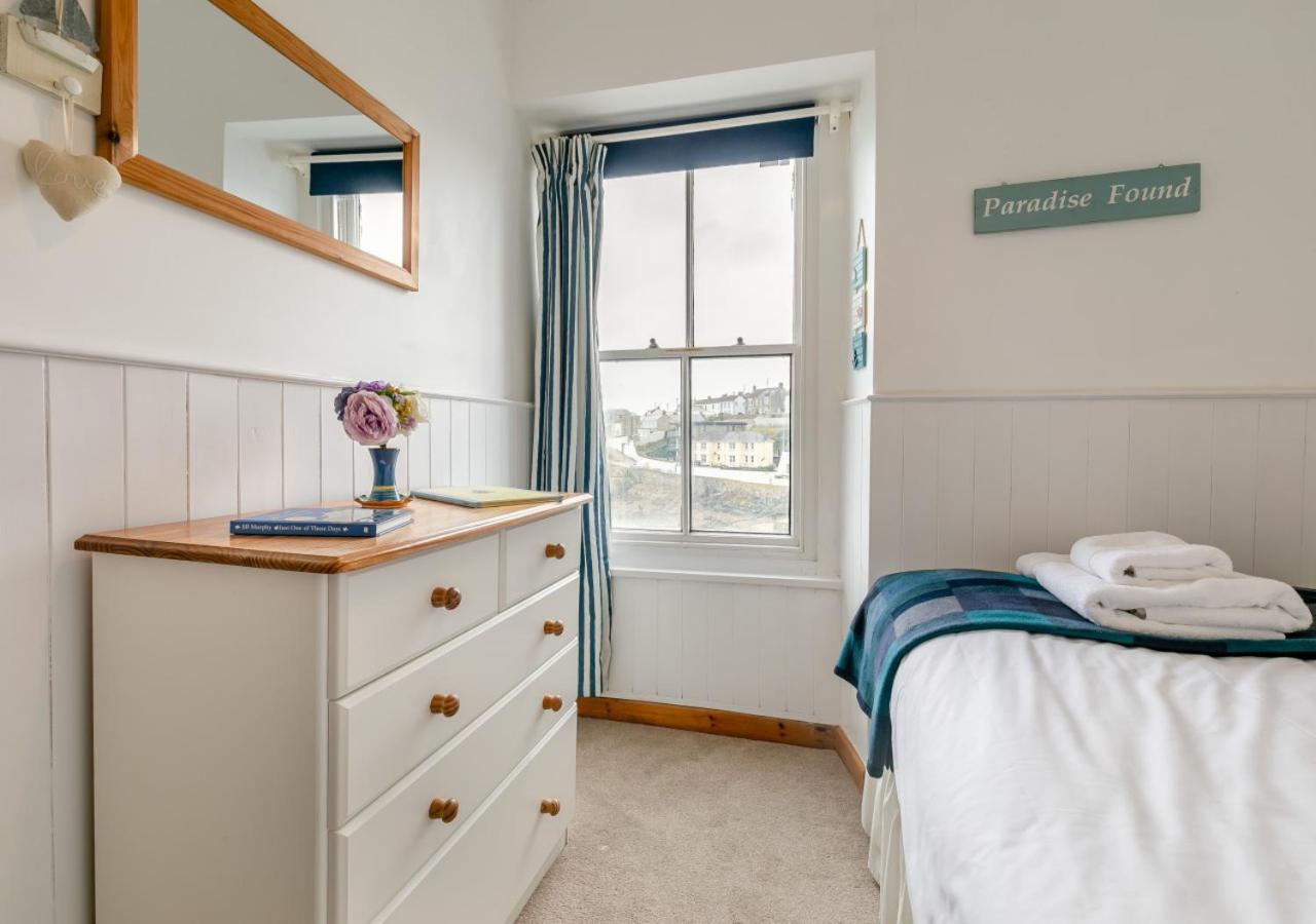 3 Bed in Porthleven oc-7bayvi
