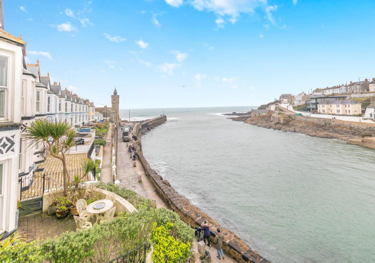 3 Bed in Porthleven oc-7bayvi