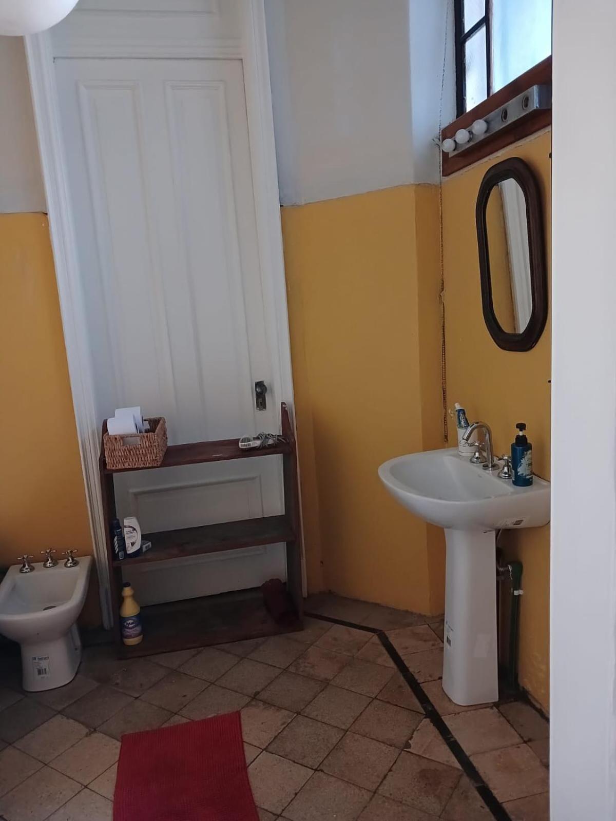 Habitación en suite en el centro de Buenos Aires.
